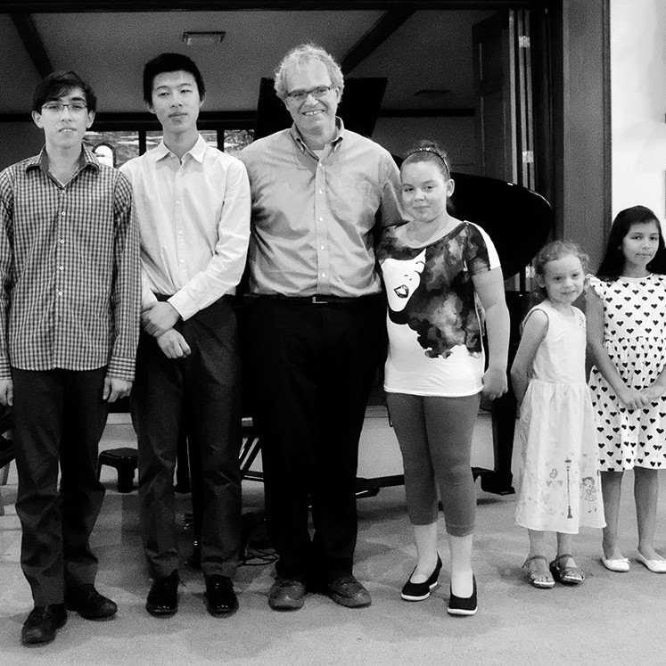 École de piano Sherbrooke : La Grande Portée, Enseignant François Bélanger